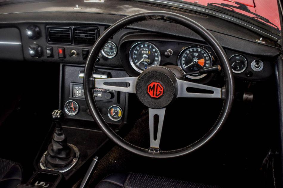 1973 MG B