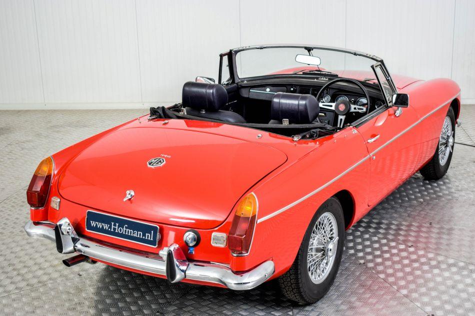 1973 MG B
