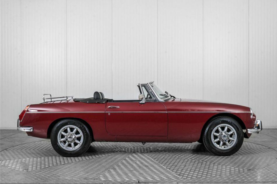 1973 MG B MGB metal dash overdrive