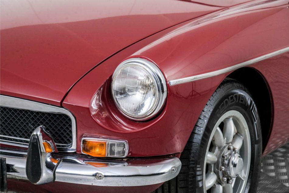 1973 MG B MGB metal dash overdrive