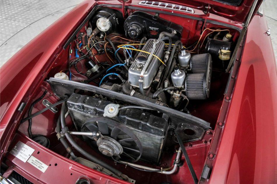 1973 MG B MGB metal dash overdrive