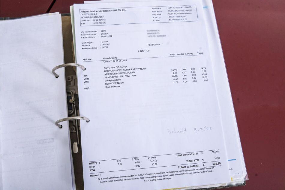 1973 MG B MGB metal dash overdrive