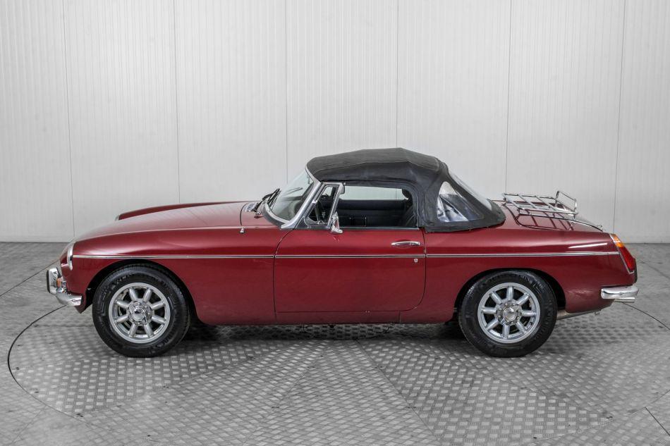 1973 MG B MGB metal dash overdrive