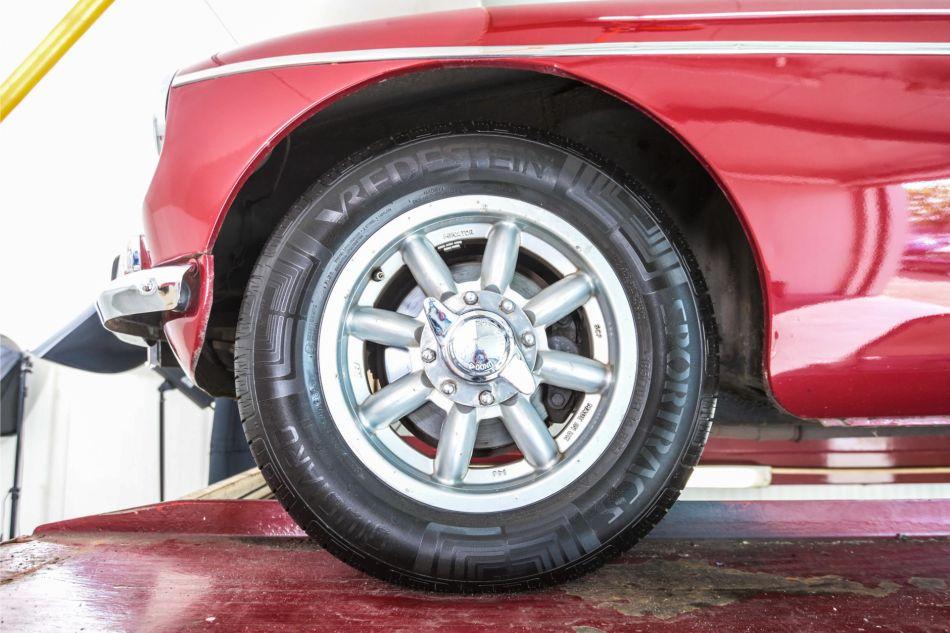 1973 MG B MGB metal dash overdrive