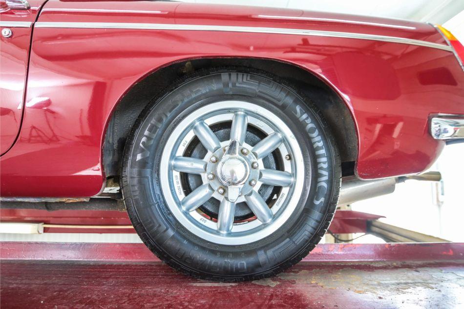 1973 MG B MGB metal dash overdrive