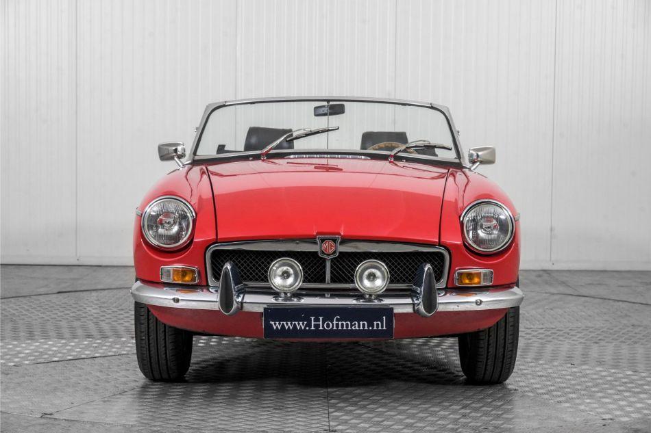 1973 MG B MGB