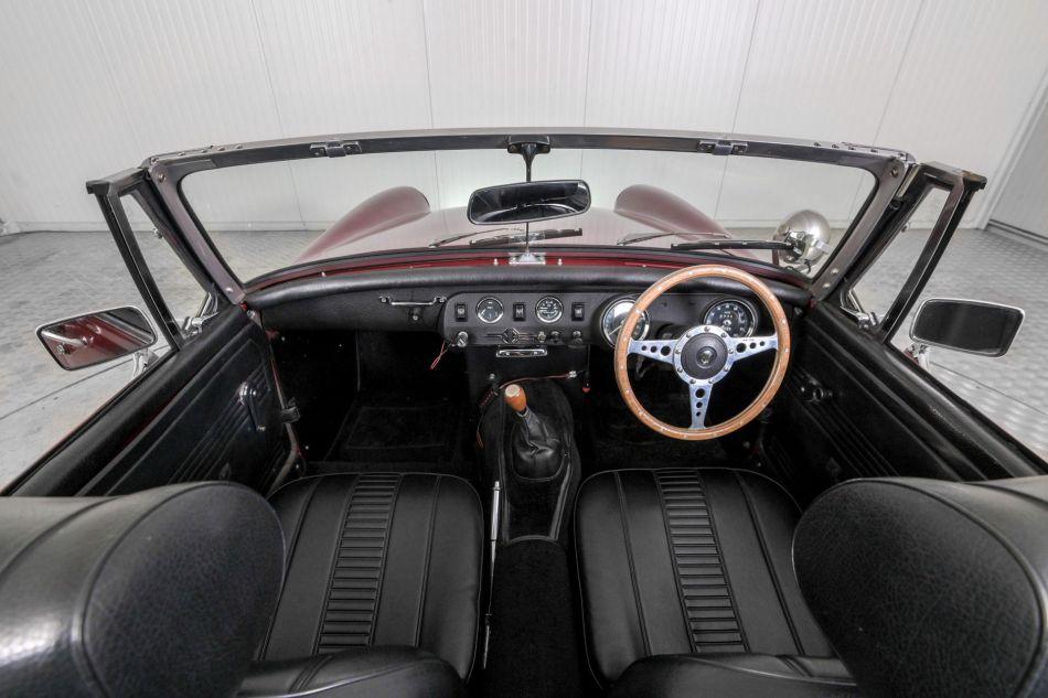 1974 MG Midget MKIII 1275 round wheel arch