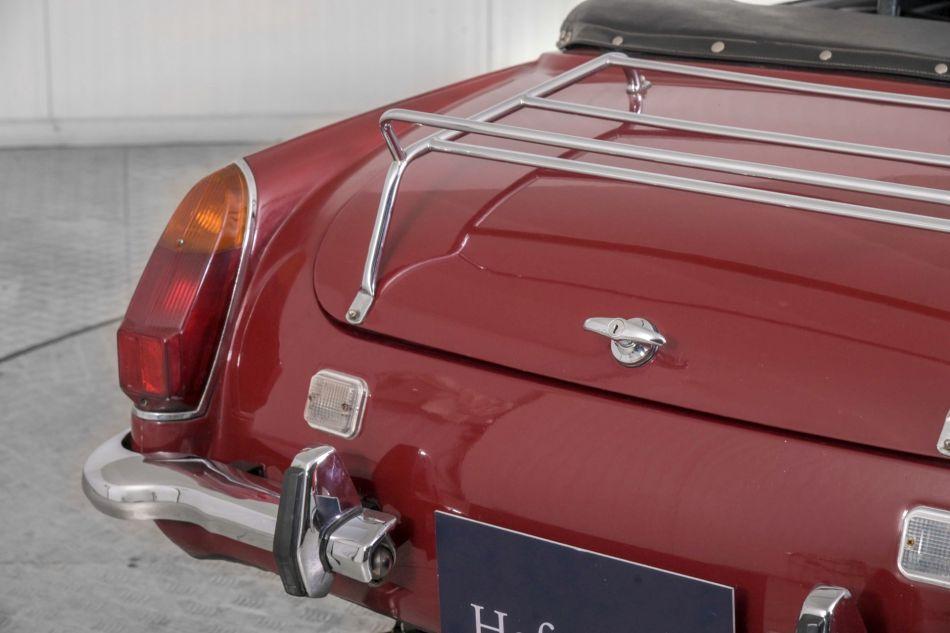 1974 MG Midget MKIII 1275 round wheel arch