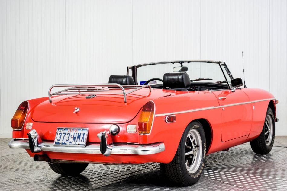 1974 MG B
