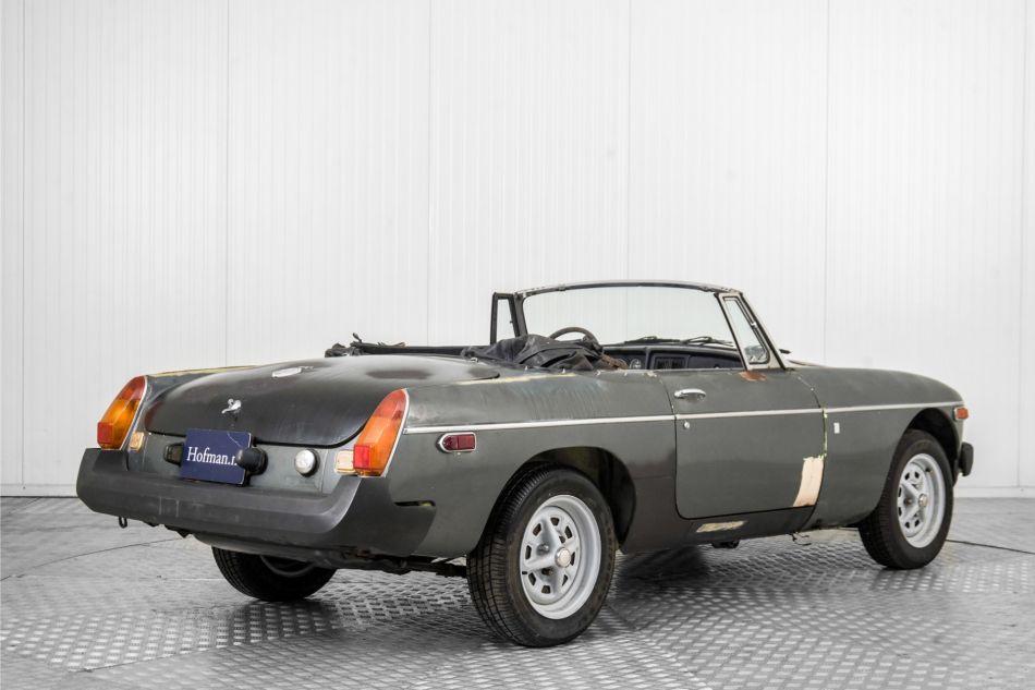 1977 MG B