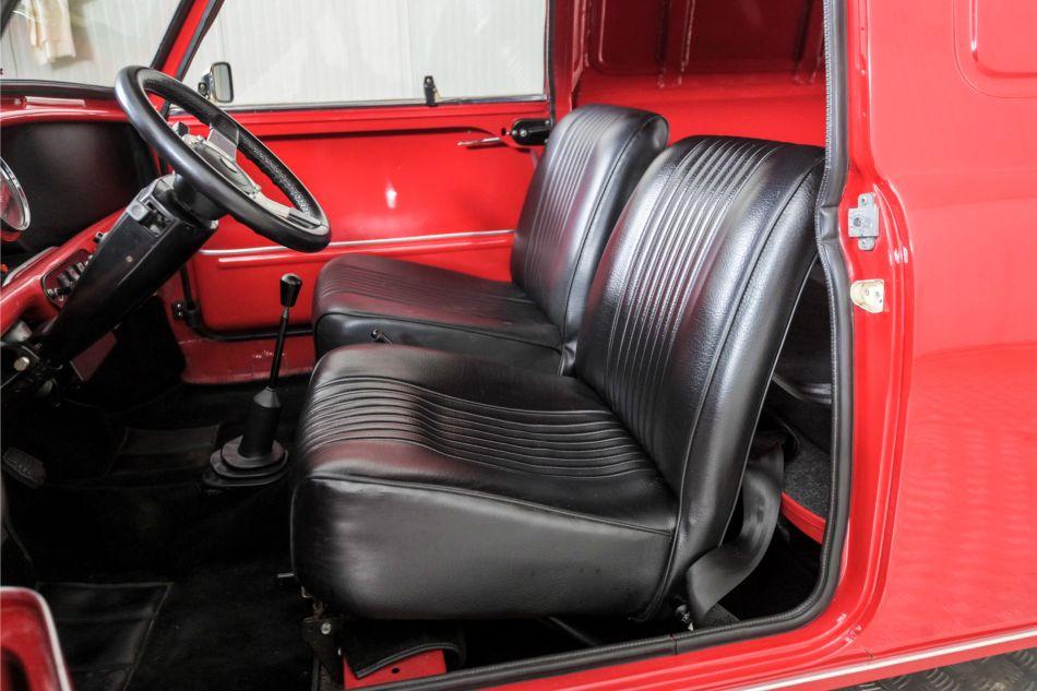 1980 Mini VAN 1300
