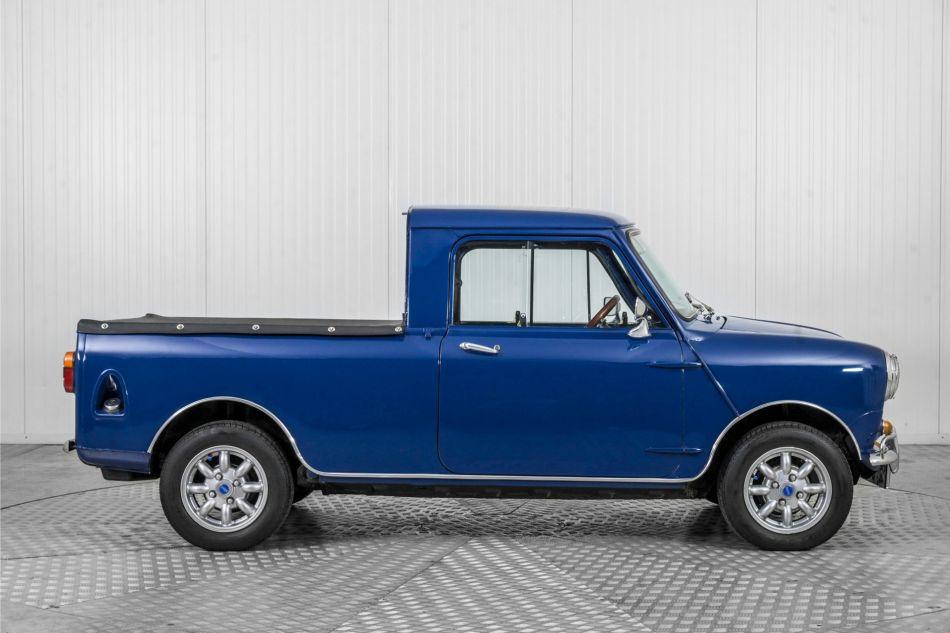 1982 Mini Pickup