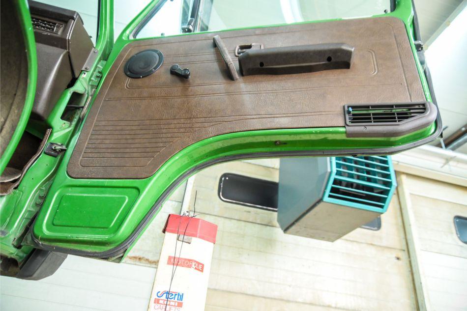 1983 Volkswagen Westfalia camper 57KW Californie auto