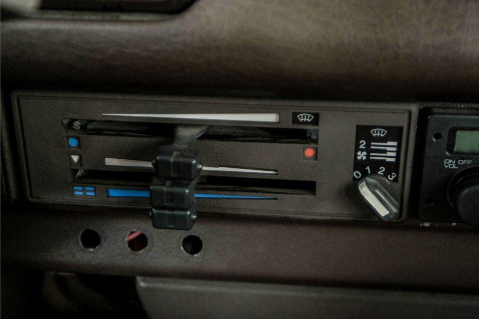 1986 Volkswagen Caravelle