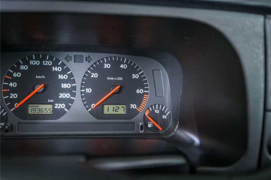 2001 Volkswagen GOLF CABRIOLET