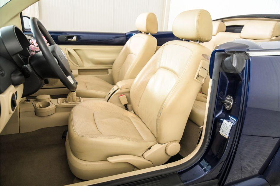 2003 Volkswagen New Beetle