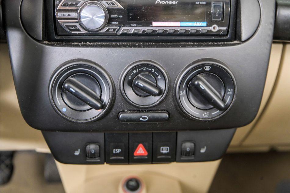 2003 Volkswagen New Beetle