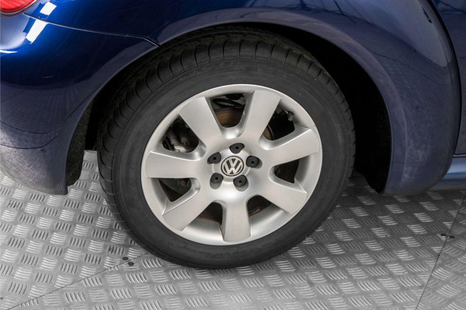 2003 Volkswagen New Beetle