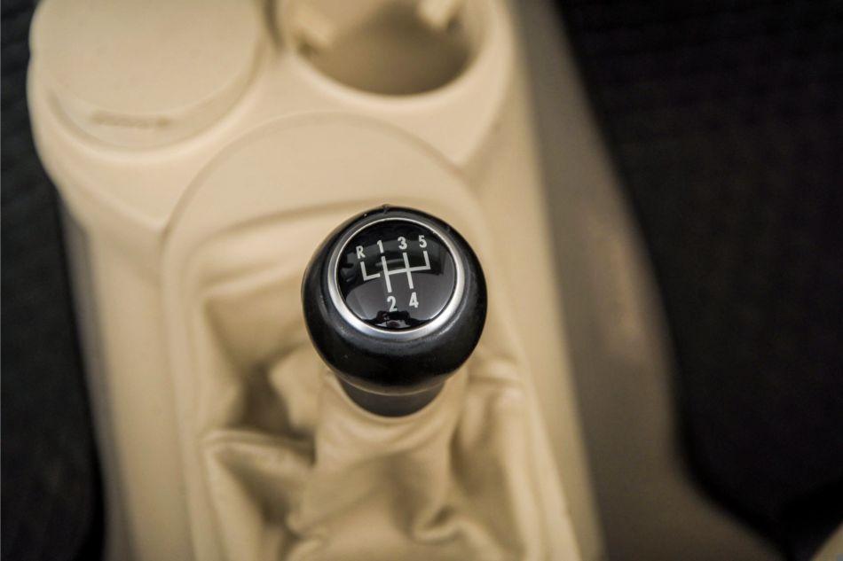 2003 Volkswagen New Beetle