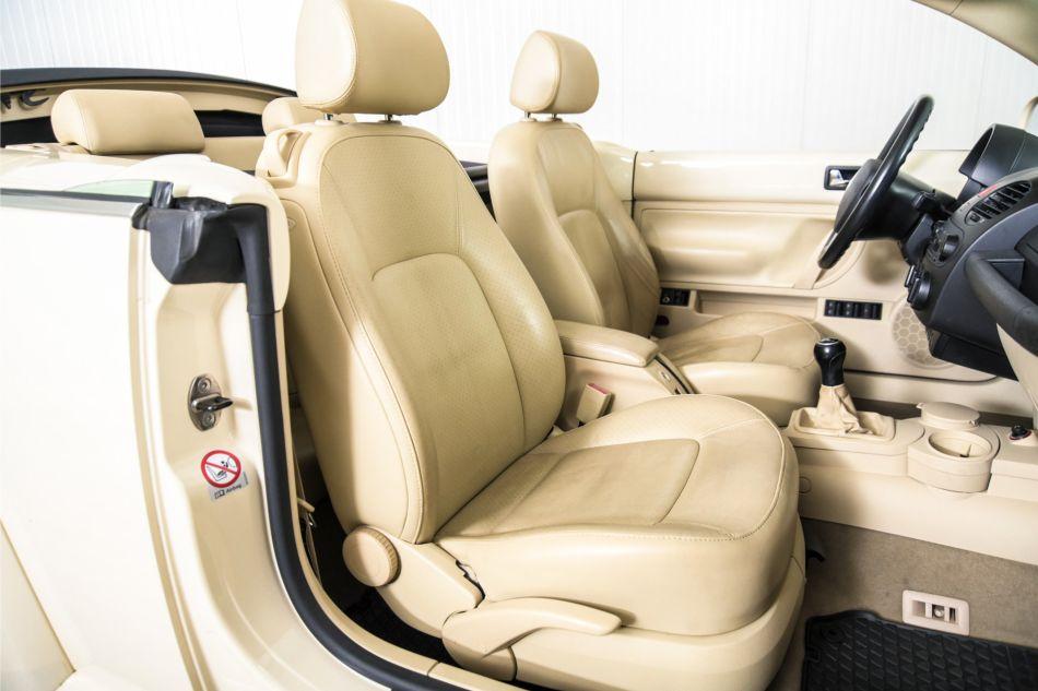 2003 Volkswagen New Beetle