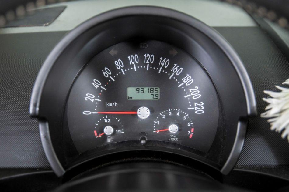 2004 Volkswagen New Beetle