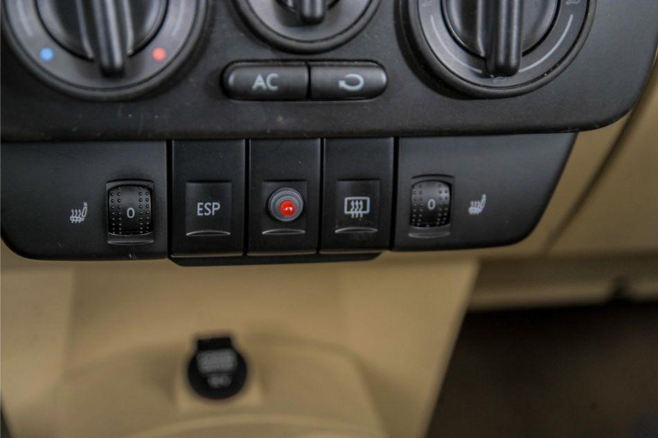 2004 Volkswagen New Beetle