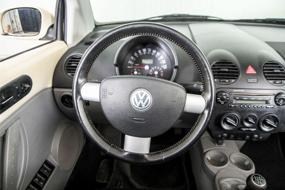 2004 Volkswagen New Beetle