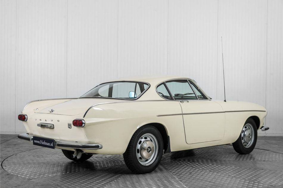 1968 Volvo P1800