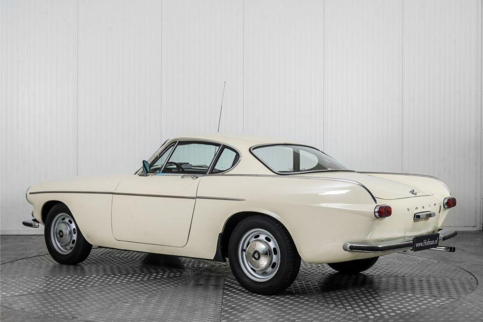 1968 Volvo P1800