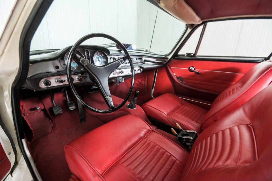 1968 Volvo P1800
