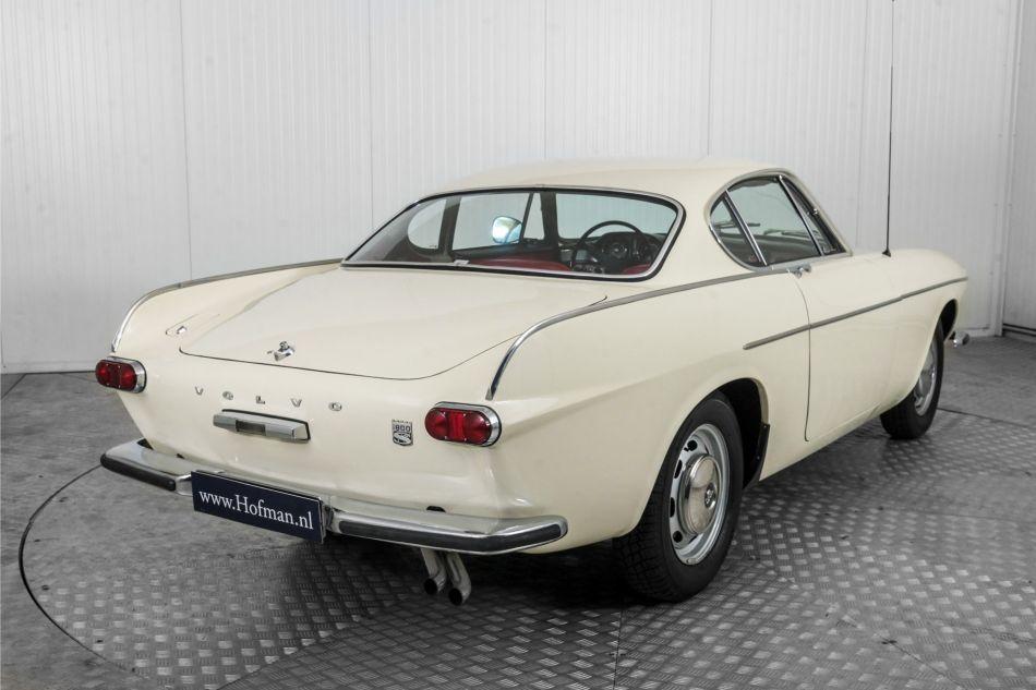 1968 Volvo P1800