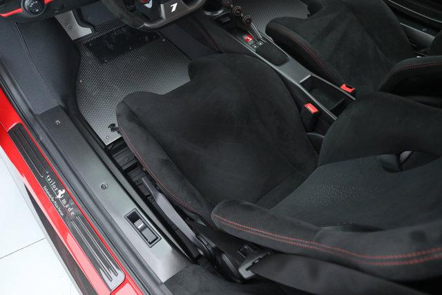 2020 Ferrari 488 PISTA