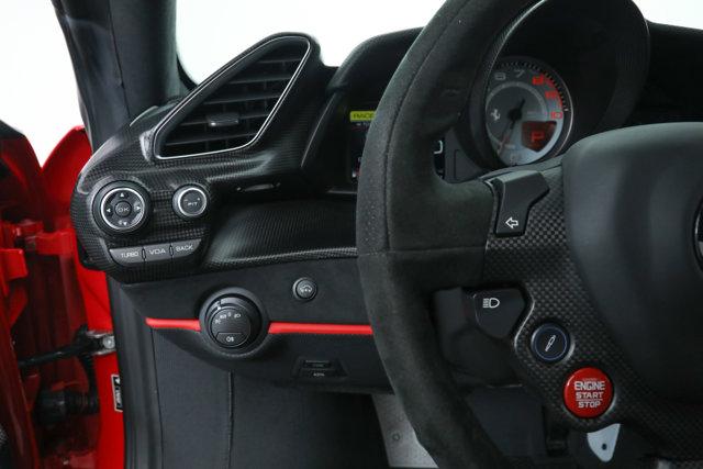 2020 Ferrari 488 PISTA