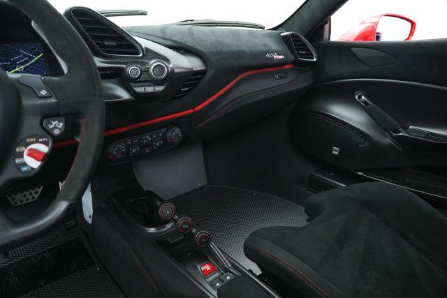 2020 Ferrari 488 PISTA