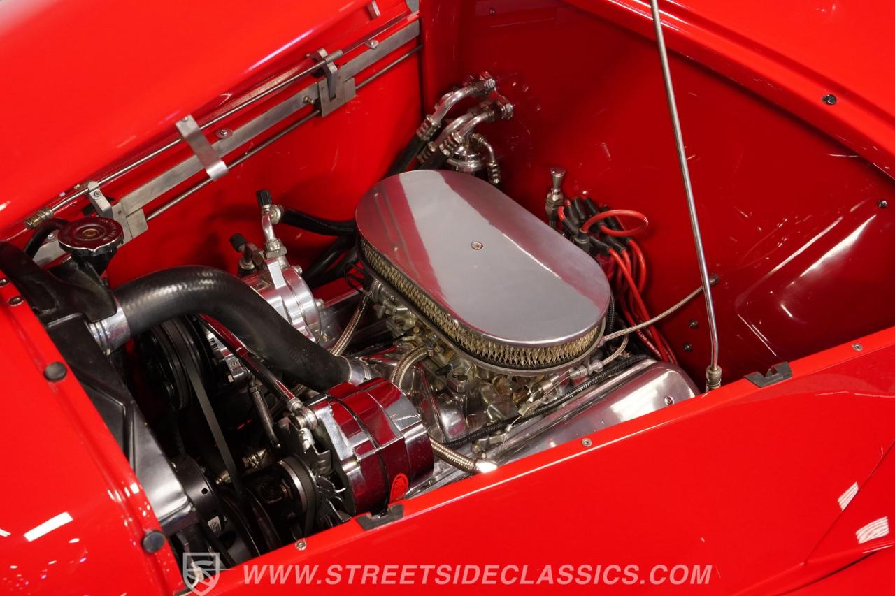 1932 Ford 3-Window Coupe