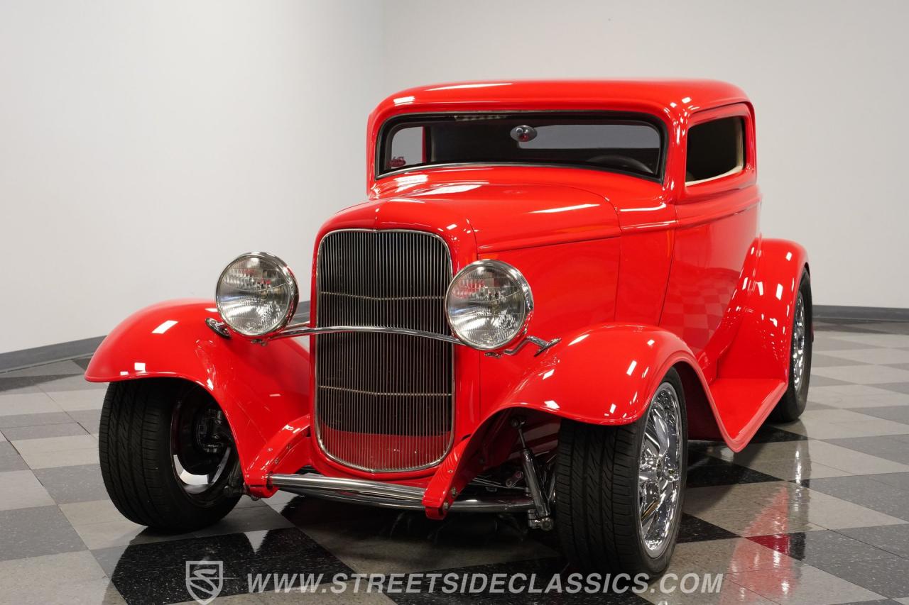 1932 Ford 3-Window Coupe