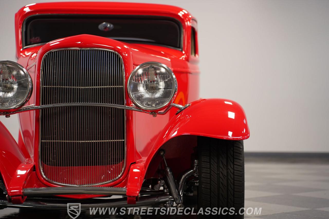 1932 Ford 3-Window Coupe