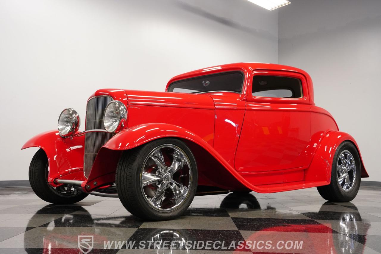 1932 Ford 3-Window Coupe