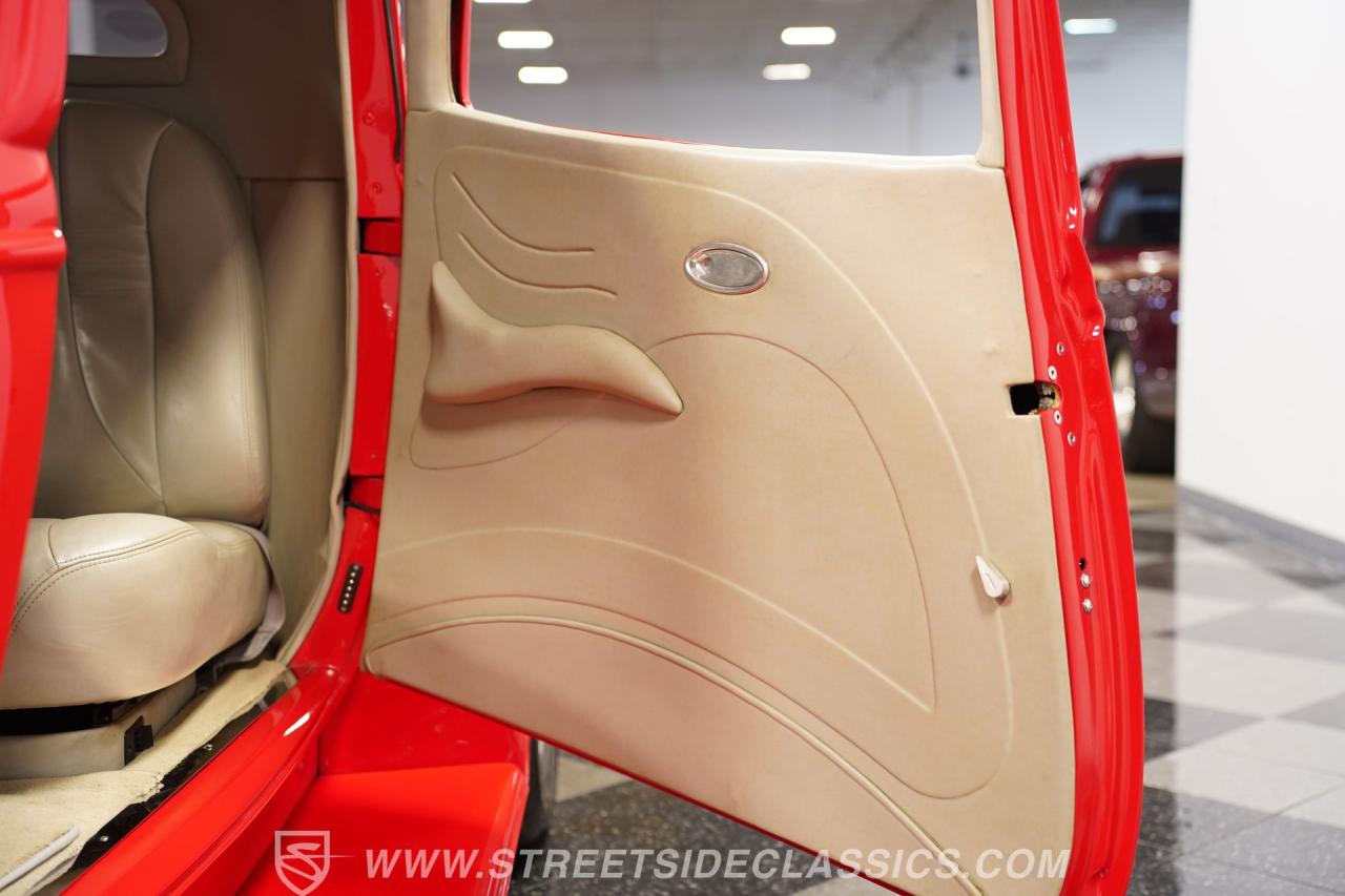 1932 Ford 3-Window Coupe