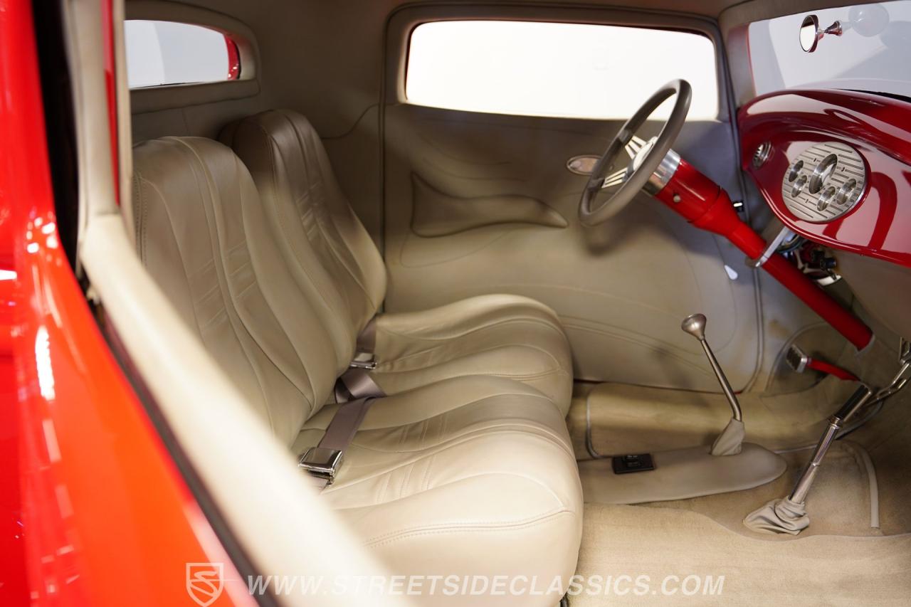 1932 Ford 3-Window Coupe