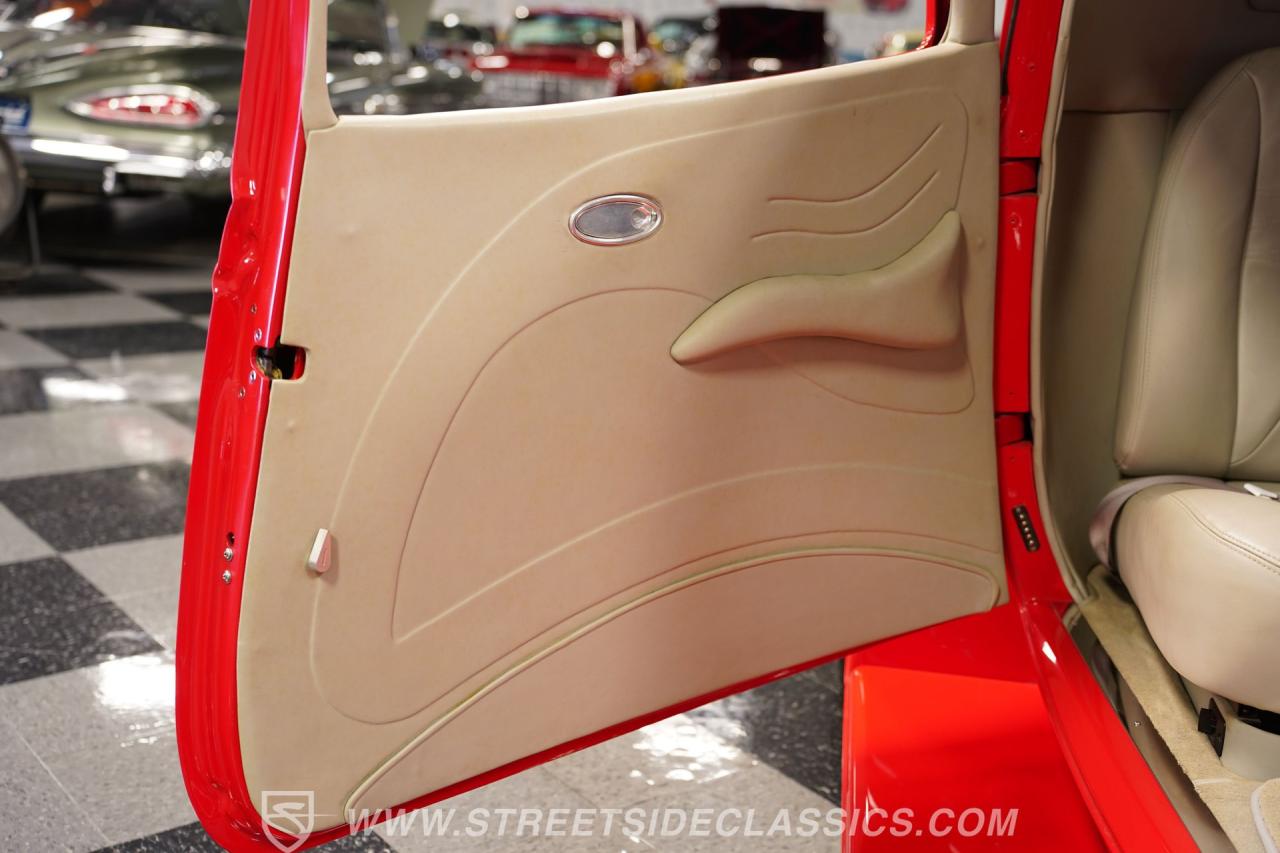 1932 Ford 3-Window Coupe