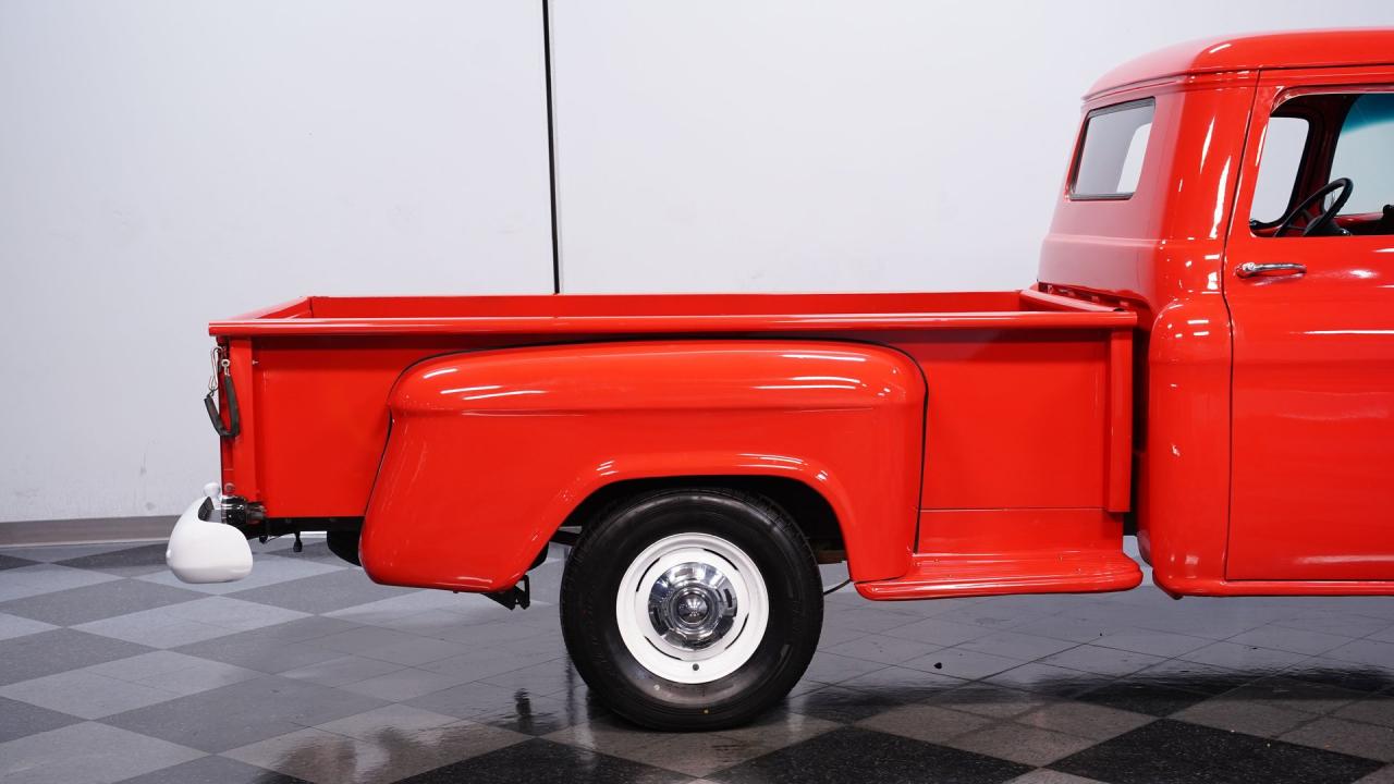 1958 Chevrolet Apache 3200 Stepside