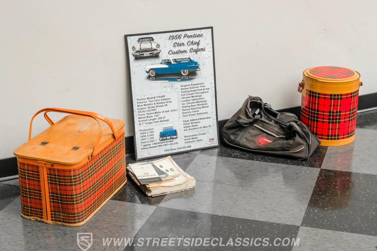 1956 Pontiac Star Chief Custom Safari