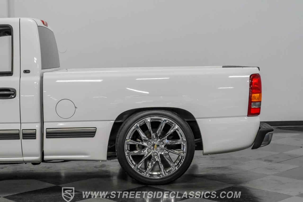 2000 Chevrolet Silverado 1500 LS