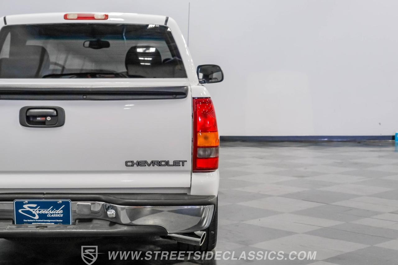 2000 Chevrolet Silverado 1500 LS