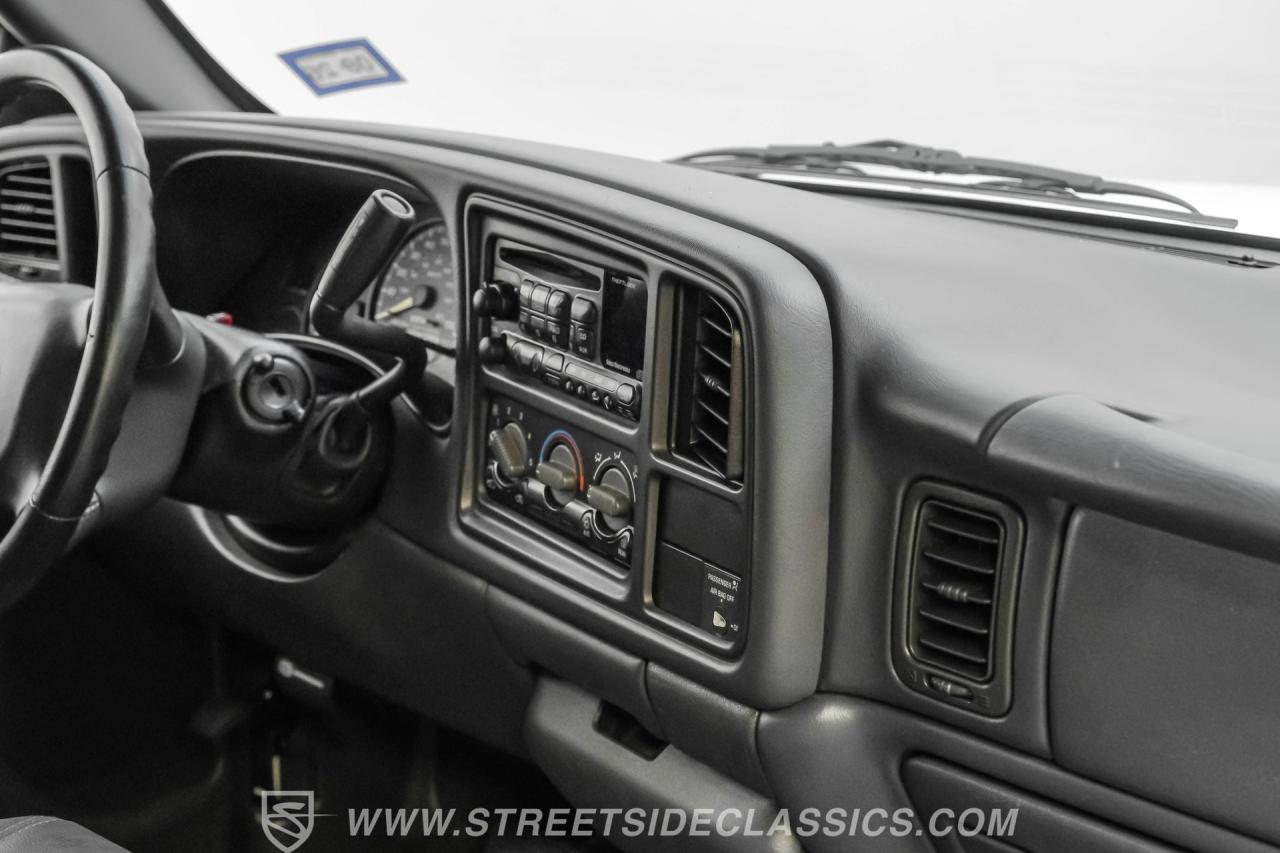 2000 Chevrolet Silverado 1500 LS