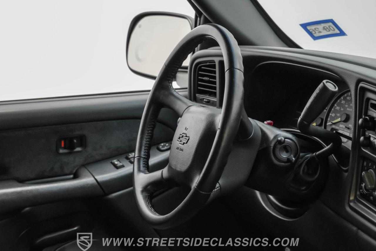 2000 Chevrolet Silverado 1500 LS