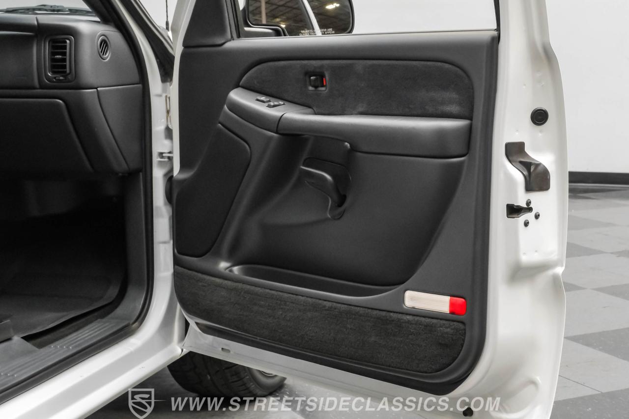 2000 Chevrolet Silverado 1500 LS