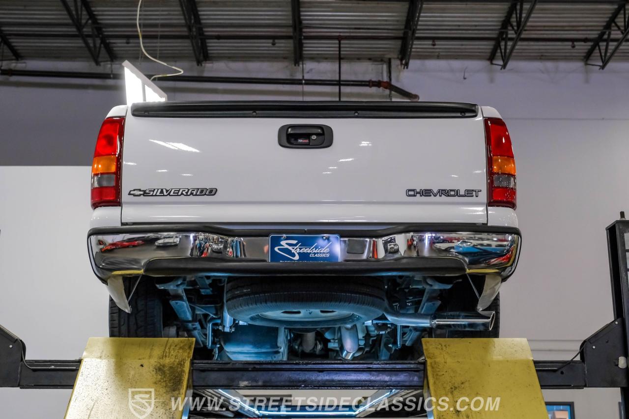 2000 Chevrolet Silverado 1500 LS