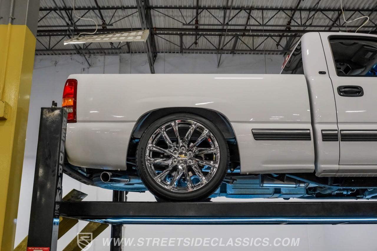 2000 Chevrolet Silverado 1500 LS